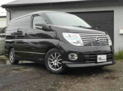 Nissan Elgrand. E51