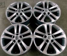 Nissan. 7.0x17", 5x114.30, ET47, ЦО 66,1 мм.