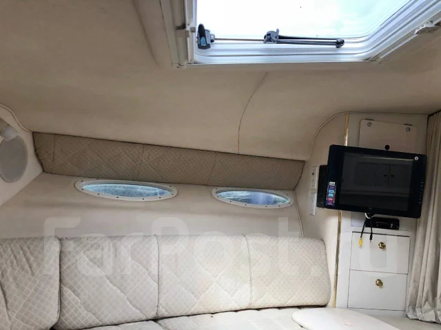 Searay Sundancer. 2000 ���, ����� 10��., ��������� ������������, 240��.�., ������ ����