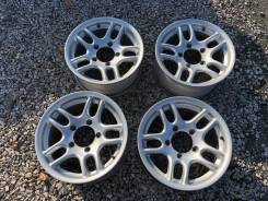 Suzuki. 7.0x16", 5x139.70, ET25