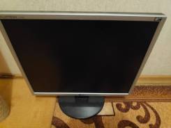 LG. 17", технология ЖК (LCD)