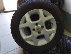Новая зимняя японская резина Toyo 185/65 R15 с оригинальным литьем. 5.5x15" 4x100.00 ET40