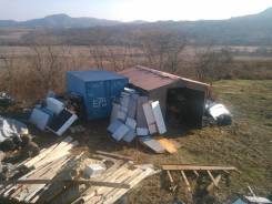 Продам автомобильную будку и разборный гараж. улица Новая 1, р-н хасанский.район, 20 кв. м.