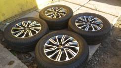 Новый комплект колёс Nissan Navara, Pathfinder. 7.0x18" 6x114.30 ET45 ЦО 66,1 мм.