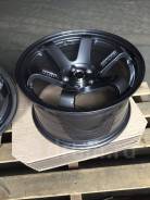 RAYS VOLK RACING TE37. 9.0x17", 5x100.00, ET25, ЦО 73,1 мм.