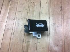 Ручка открывания капота. Honda Accord, CL8, CL9, CM2, CM3, CL7, CM1 Honda Odyssey, RB1, RB2 Honda Accord Tourer Двигатели: J30A4, K20A, K20A6, K20A7...