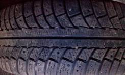 Bridgestone. Зимние, без шипов, 2015 год, 30 %, 1 шт