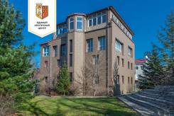 Дом 4 этажа, 950 кв. м. / 15 соток. Седанка. Улица Грозовая 13, р-н Седанка, площадь дома 950 кв. м., водопровод, скважина, электричество 30 кВт, отоп...