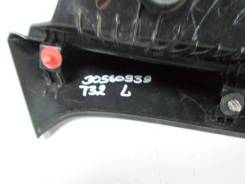 30560939 NISSAN Накладка двери багажника для Nissan X-Trail
