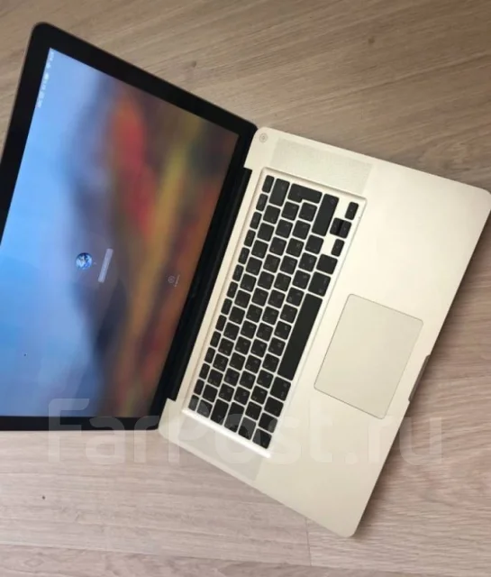 Apple MacBook ����