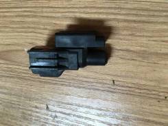 Датчик температуры воздуха Lexus, Toyota CT200h, ES200, ES250, ES300, ES300h, ES330, ES350, GS F, GS200t, GS250, GS300, GS300h, GS350, GS400, GS430, G...