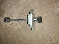 Доводчик двери. Toyota Prius, ZVW30, ZVW30L