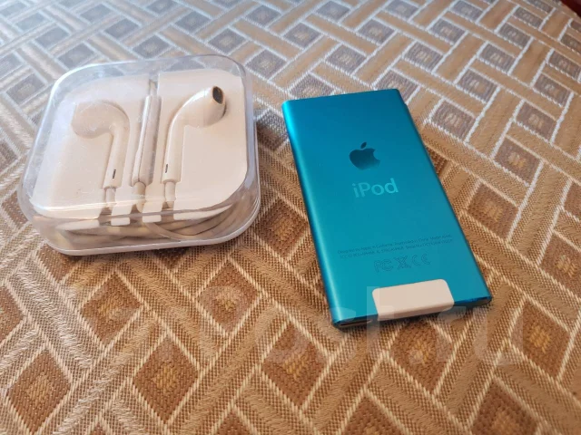 Apple iPod nano 7. ����