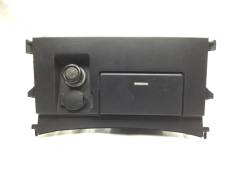 Пепельница. Toyota Land Cruiser, GRJ200, J200, URJ200, UZJ200, UZJ200W, VDJ200, URJ202, URJ202W Двигатели: 2UZFE, 3URFE, 1URFE, 1VDFTV, 1GRFE