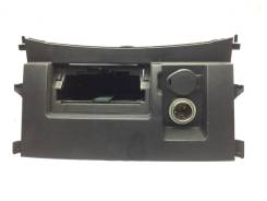 Пепельница. Toyota Land Cruiser, GRJ200, J200, URJ200, UZJ200, UZJ200W, VDJ200, URJ202, URJ202W Двигатели: 2UZFE, 3URFE, 1URFE, 1VDFTV, 1GRFE