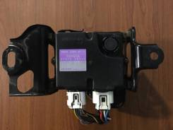 Блок управления. Toyota Land Cruiser, VDJ200, UZJ200W, J200, URJ202, URJ202W, URJ200, GRJ200, UZJ200 Двигатели: 1VDFTV, 2UZFE, 3URFE, 1URFE, 1GRFE