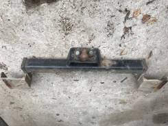 Фаркоп. Toyota Land Cruiser, HDJ101K, UZJ100, HZJ105, HDJ100L, HDJ100, FZJ105, HZJ105L, J100, UZJ100W, FZJ100, UZJ100L Двигатели: 1HDFTE, 2UZFE, 1HZZ...