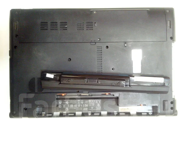 Acer Aspire V3-571G. 15.6", 3 100����, ��� 4 ��, ���� 500���, WiFi: 1, Bluetooth: 1 ����