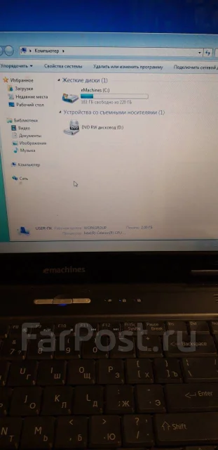 eMachines E525. WiFi: 1 ����