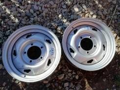 Suzuki. 5.5x15", 5x139.70