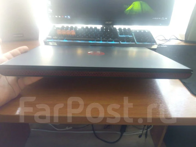 Dell Inspiron 7567. 15.6", 3,5����, ��� 8 ��, ���� 1 000���, WiFi: 1, Bluetooth: 1, ����������� �� 5��. ����
