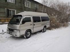 Nissan Caravan. Продаётся микроавтобус , 12 мест