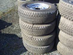 Комплект колес, зимние шины 215/80 R-15 с дисками 6х139.7. 6.0x15" 6x139.70 ET38 ЦО 100,0 мм.