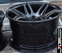 Cosmic. 9.5/10.5x18", 5x114.3, ET22/28, �� 73,1���. ����