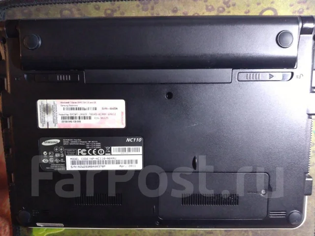 Samsung NC110. 10.1", 1,6����, ��� 1024 ��, ���� 250���, WiFi: 1, Bluetooth: 1, ����������� �� 4��. ����