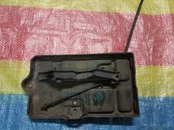 Крепление аккумулятора. Toyota Soarer, JZZ30, JZZ31, UZZ30, UZZ31