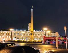 4-комнатная, проспект Невский 172. центральный, частное лицо, 90 кв. м.