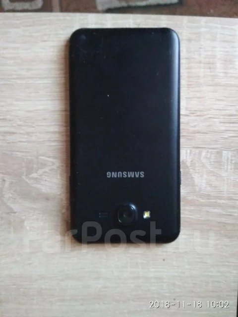 Samsung Galaxy J7. �/� ����