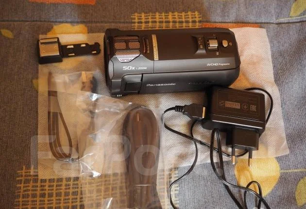 Panasonic HC-V730 ����