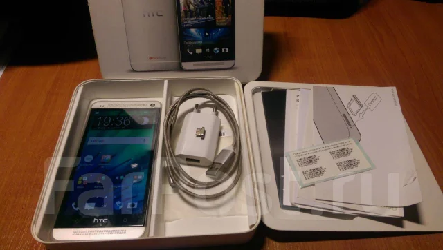 HTC One M7. �/�, �����������, 3G, 4G LTE ����