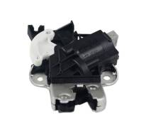 Замок багажника. Volkswagen: Passat, Eos, Jetta, XL1, Passat CC Audi: S6, S8, S5, S4, A8, A5, RS6, A4, A6, RS5, RS4 Seat Exeo, 3R2, 3R5 Двигатели: AXX...