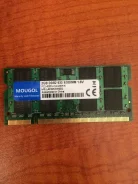 SO-DIMM DDR2.