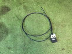 Тросик замка капота. Subaru Legacy, BD2, BD3, BD4, BD5, BD9, BG2, BG3, BG4, BG5, BG9, BGA, BGC Двигатели: EJ18E, EJ20D, EJ20E, EJ20H, EJ20R, EJ25D
