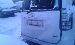 Toyota Voxy, 2008 в Свободном Toyota Voxy. ZRR70, 3ZRFAE