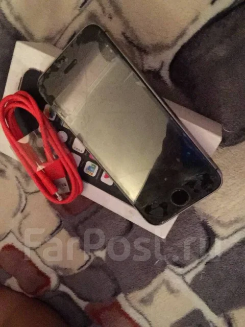 Apple iPhone 5s. �/�, ������, 4G LTE ����