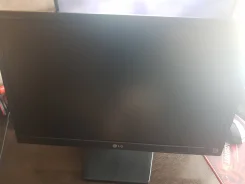 LG. 24", ���������� �� (LCD)