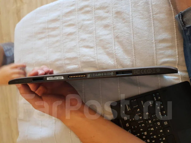 Acer Aspire Switch 10. 10.1", 1,8����, ��� 2048 ��, ���� 64���, WiFi: 1, Bluetooth: 1, ����������� �� 4��. ����