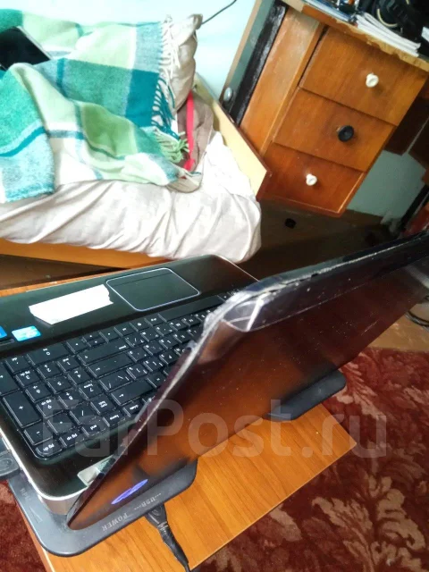 HP Pavilion dv6. 15.6", 2����, ��� 8 ��, ���� 500���, WiFi: 1, Bluetooth: 1, ����������� �� 3��. ����