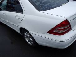Подкрылок. Mercedes-Benz C-Class, W203