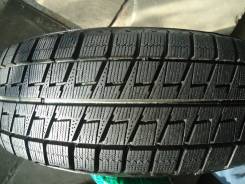 Bridgestone Blizzak Revo2. Зимние, без шипов, 2012 год, 5 %, 2 шт