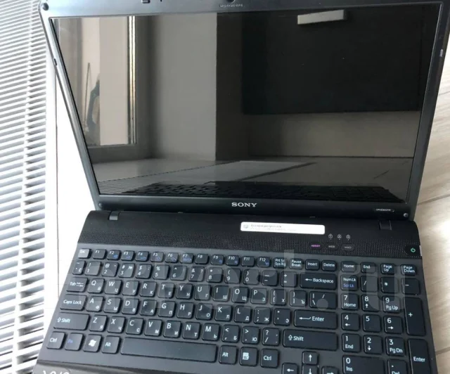 Sony VAIO PCG-71211V. ��� 4 ��, ���� 500��� ����