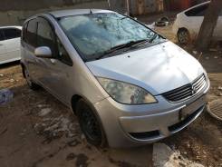 Mitsubishi Colt. Без водителя