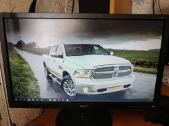 Acer. 20" ����