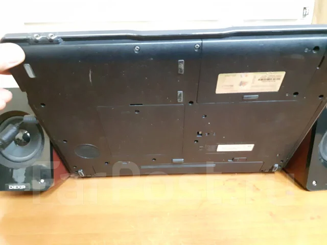 HP 530. 14.5", 1,9����, ��� 512 ��, ���� 16���, WiFi: 1, Bluetooth: 1 ����