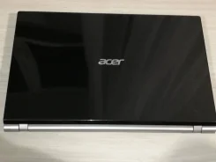 Acer Aspire V3-571G. 15.6", 2,4����, ��� 8 ��, ���� 500���, WiFi, Bluetooth, ����������� �� 1��. ����