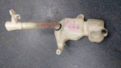 Бачок стеклоомывателя. Honda Fit, GD2, GE9, GE, GD1, GE8, GP4, GE7, GD4, GE6, GP1, GD, GD3 Двигатели: L13A, L15A, LEA, LDA